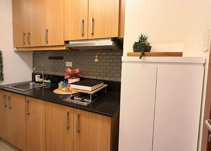 New Listing! Shell Residences At Mall Of Asia, アパート *