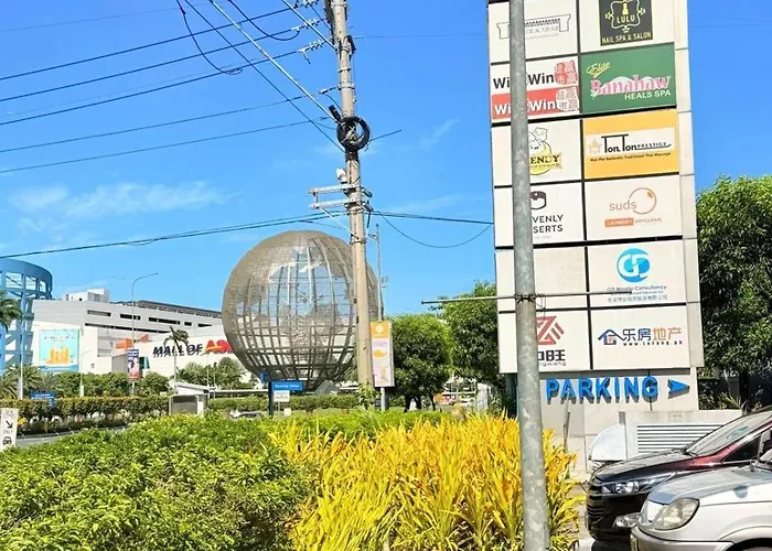 アパート New Listing! Shell Residences At Mall Of Asia,